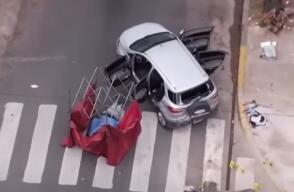 Ladrón fue abatido en medio de una persecución policial luego de robar una fábrica en Argentina Ladrón fue abatido en medio de una persecución policial luego de robar una fábrica en Argentina