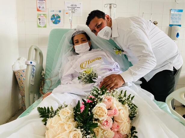 Novios Estefany Torres Vera y Duvan Yefren Pabón.jpg