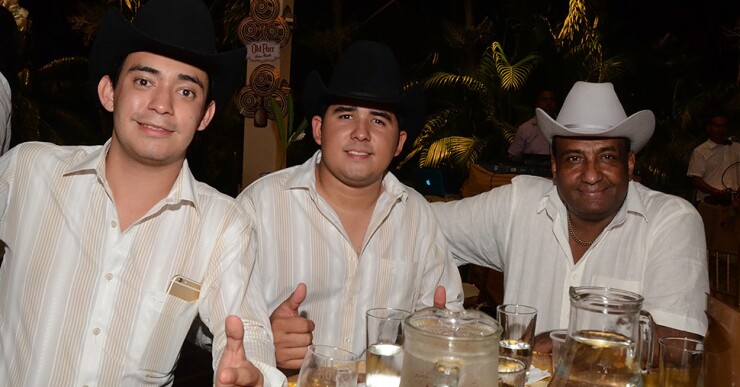 214144_oscar-cantu-daniel-guajardo-wilver-mendoza.jpg