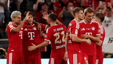 Luis Díaz junto a sus compañeros de Bayern Múnich en el duelo de fogueo contra Aston Villa. 