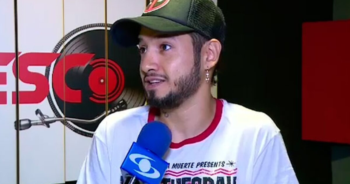 Este Es Kino Quien Le Da Vida A Axel En La Reina Del Flow Canta las canciones de la reina del flow con la letra de la cancion puro flow de axl, cantada por santiago montesdeoca, jaime serna y felipe betancur. este es kino quien le da vida a axel en la reina del flow