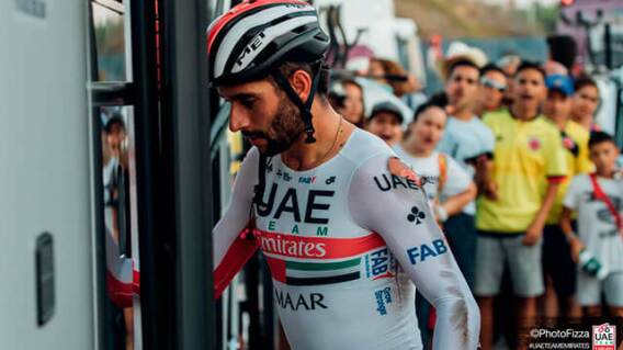 Twitter: @photofizza