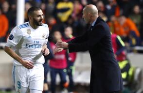 304354_BLU Radio. Karim Benzema y Zinedine Zidane / Foto: AFP.