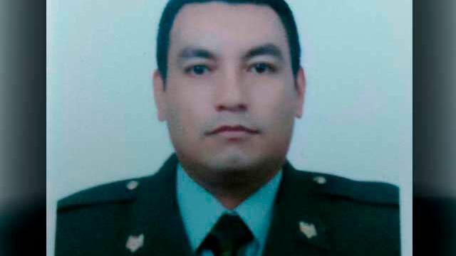 Ofrecen recompensa de hasta $30 millones por asesinos de intendente de la Policía en Arauca