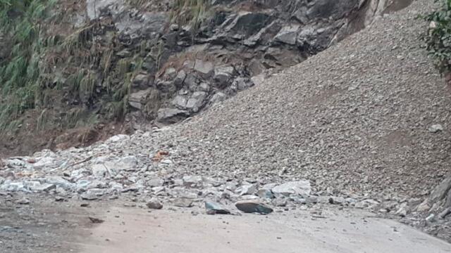 Vía al Suroeste antioqueño continúa cerrada por derrumbe Vía al Suroeste antioqueño continúa cerrada por derrumbe