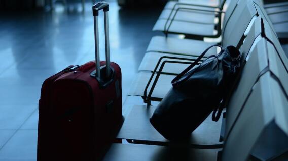 Encuentran cuerpo de un niño en una maleta.