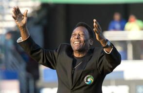 330670_pele_10022020_afp_e.jpg