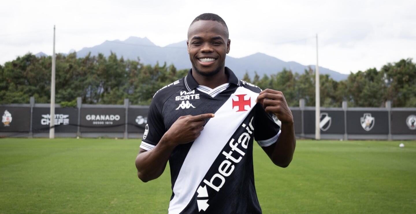 Carlos Andrés Gómez fue presentado como nuevo jugador del Vasco da Gama. 
