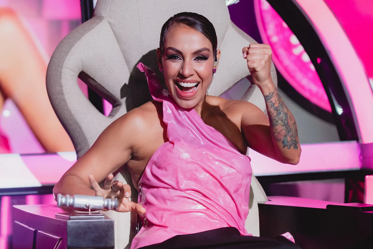 Ella es Maía, la Mentora de La Descarga: Cuál es su verdadero nombre y cuántos años tiene - CaracolTV