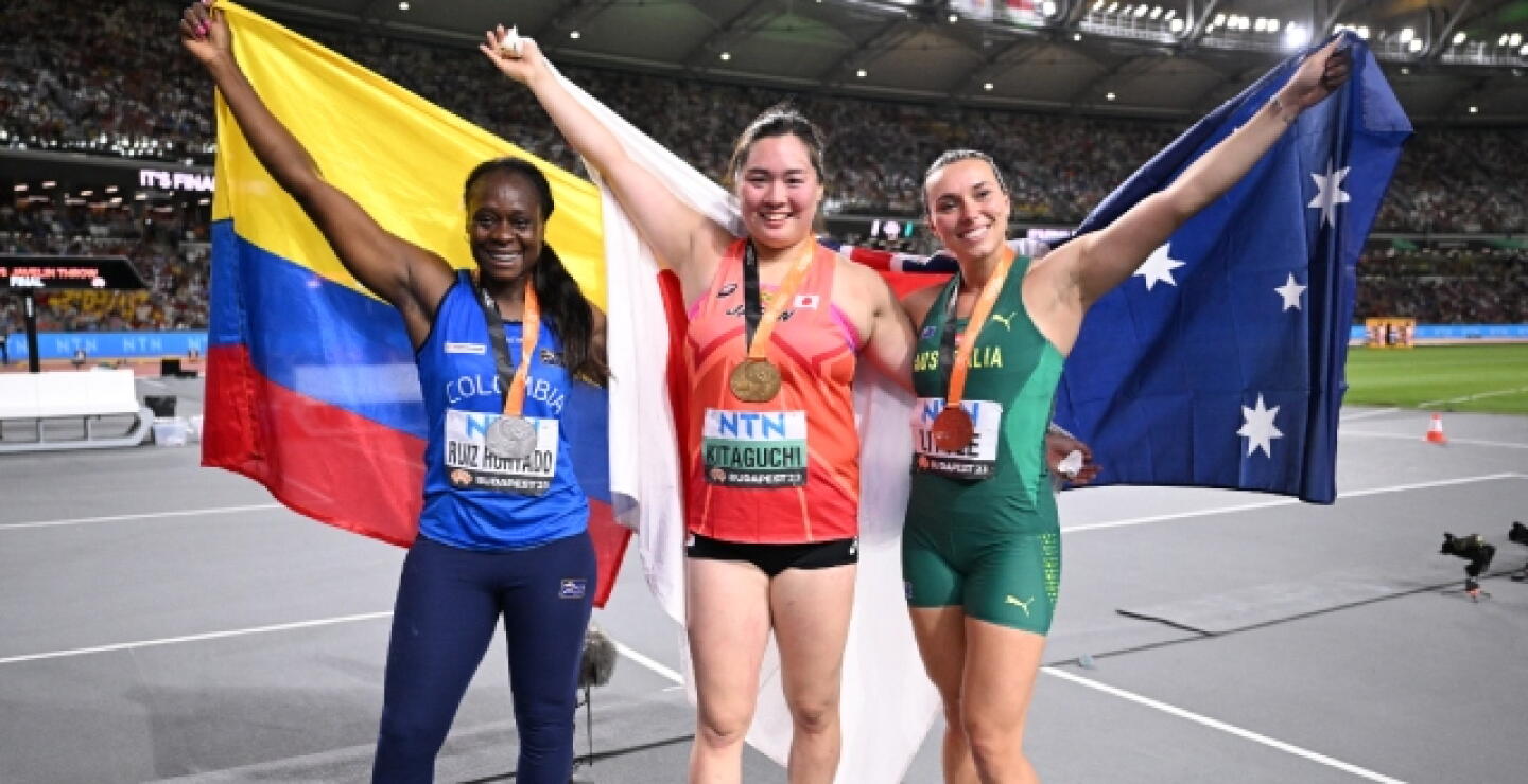Flor Denis Ruiz y demás participantes de la prueba de lanzamiento de jabalina de Budapest 2023