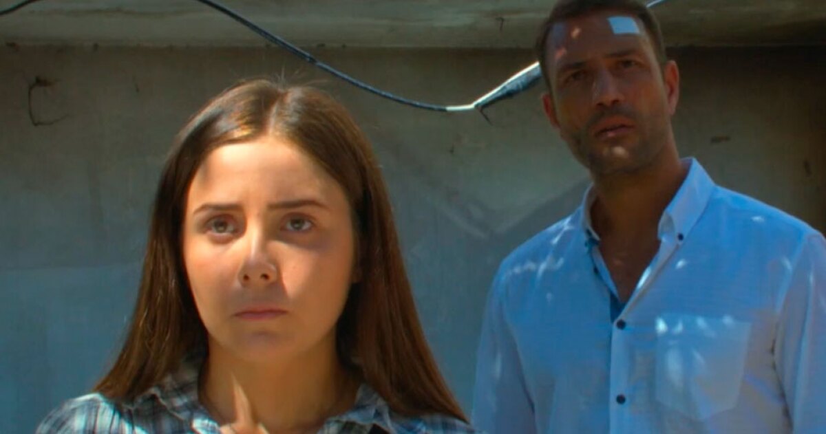 215656_elif-1.jpg