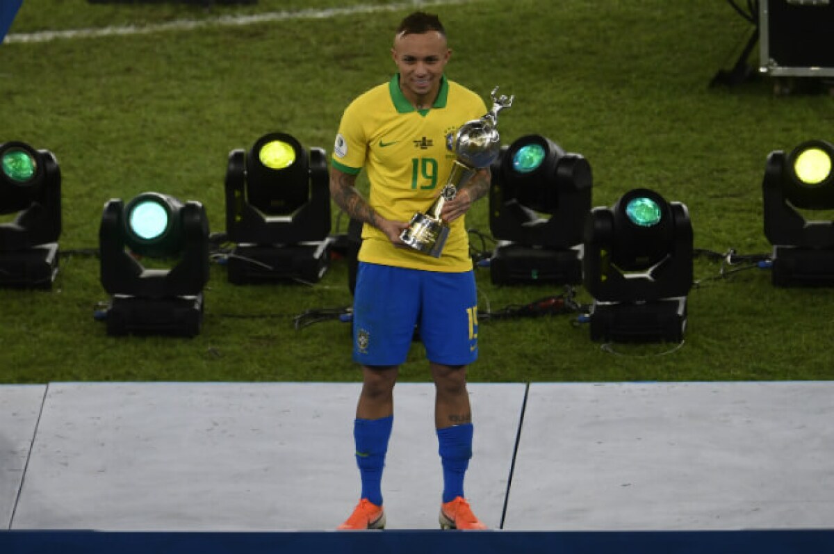 316612_evertonbrasilvsperu070719afpe.jpg