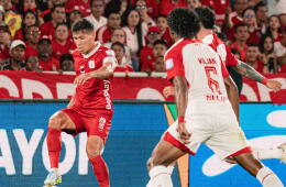 Acción de juego entre América de Cali y Santa Fe, por la ida de los cuartos de final de la Liga BetPlay I-2026.