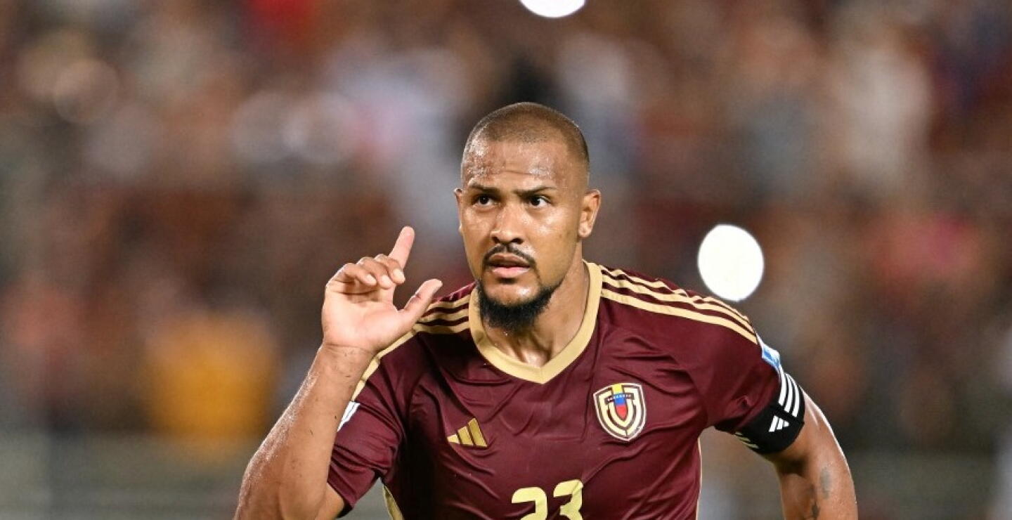 Salomón Rondón marcó el gol de Venezuela contra Perú, por la jornada 14 de las Eliminatorias Sudamericanas. 