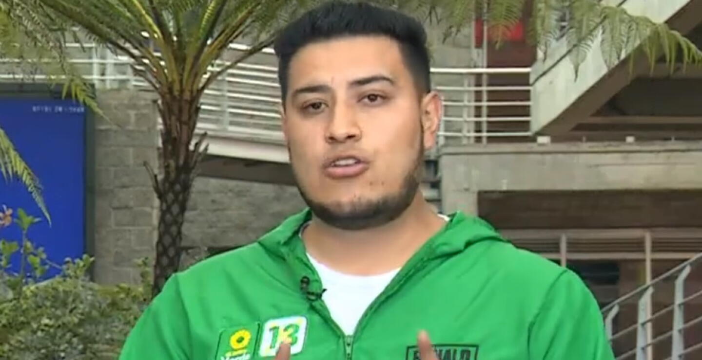 Ronald Vargas, candidato al Concejo de Bogotá, en la Plaza Caracol