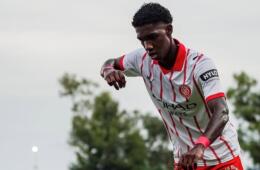 Yaser Asprilla milita en el Girona de la Liga de España. 