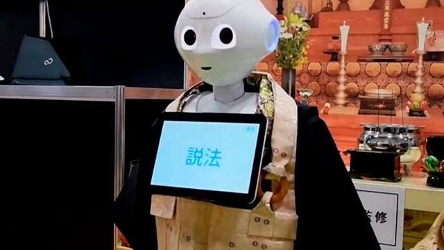 Robot budista causa sensación: es capaz de oficiar ritos funerarios Robot budista causa sensación: es capaz de oficiar ritos funerarios