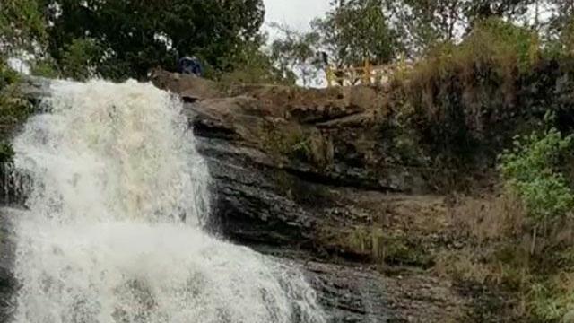 Mujer casi pierde las piernas por culpa del turismo irresponsable en Villa de Leyva