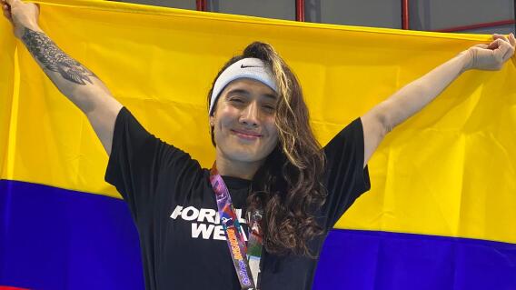 Luma, bailarina colombiana de break dance, tras ganar una medalla Luma, bailarina colombiana de break dance, tras ganar una medalla