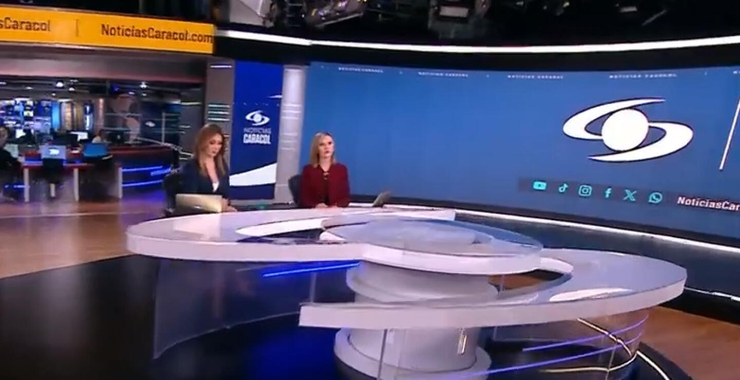 ¿Un fantasma en plena transmisión de Noticias Caracol? Así reaccionaron presentadoras