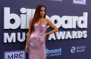 Anitta habla sobre la endometriosis tras ser operada de esta enfermedad.