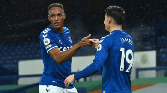 Yerry Mina y James Rodríguez, en Everton Yerry Mina y James Rodríguez, en Everton