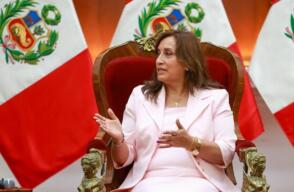 Dina Boluarte, presidenta de Perú, hizo un llamado a la calma y al diálogo a manifestantes Dina Boluarte, presidenta de Perú, hizo un llamado a la calma y al diálogo a manifestantes