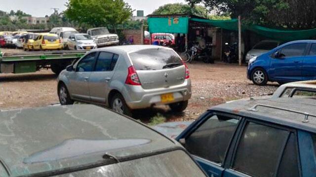 ¿Cementerio de carros? En patios de tránsito de Cali hay 24 mil vehículos y no hay espacio para más ¿Cementerio de carros? En patios de tránsito de Cali hay 24 mil vehículos y no hay espacio para más