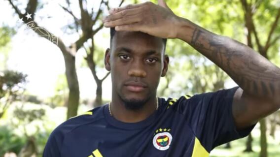 Jhon Durán es una de las figuras del Fenerbahçe.