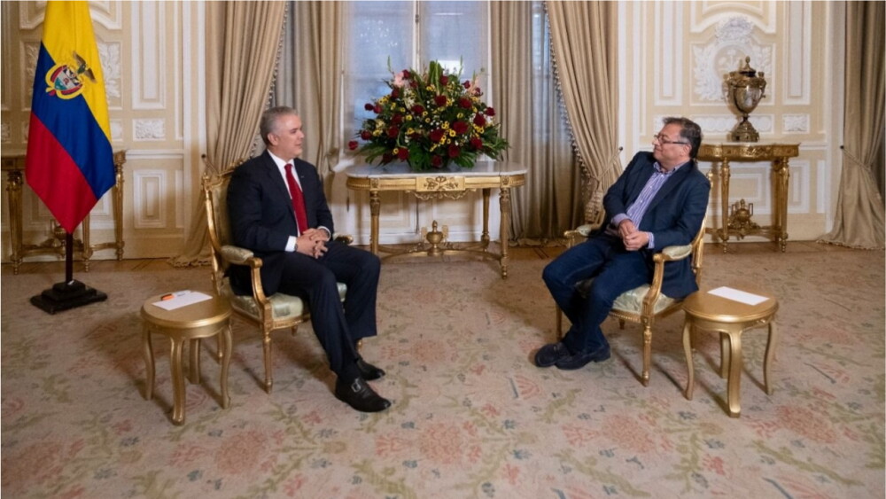 Iván Duque y Gustavo Petro Foto Presidencia.jpg