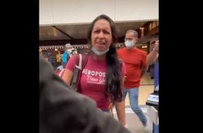 Mujer agresora de