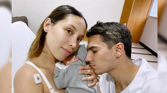luisa fernanda w y pipe bueno con su bebe.jpg luisa fernanda w y pipe bueno con su bebe.jpg