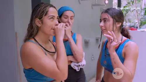 Tina estalla por las órdenes que Abrahan les da a las mujeres de Beta 