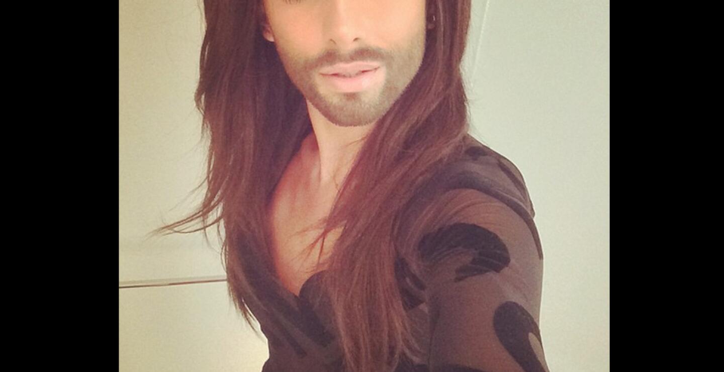 Conchita Wurst recordó que "por desgracia", estos llamamientos por los derechos de los homosexuales, también son "combatidos por algunas fuerzas".