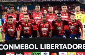 La formación titular de Independiente Medellín frente a Juventud Las Piedras en el Atanasio. 