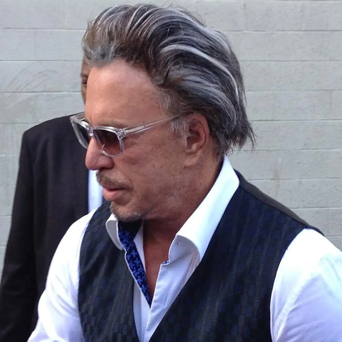 Mickey Rourke Edad Mickey Rourke acepta su edad y sus canas - CaracolTV