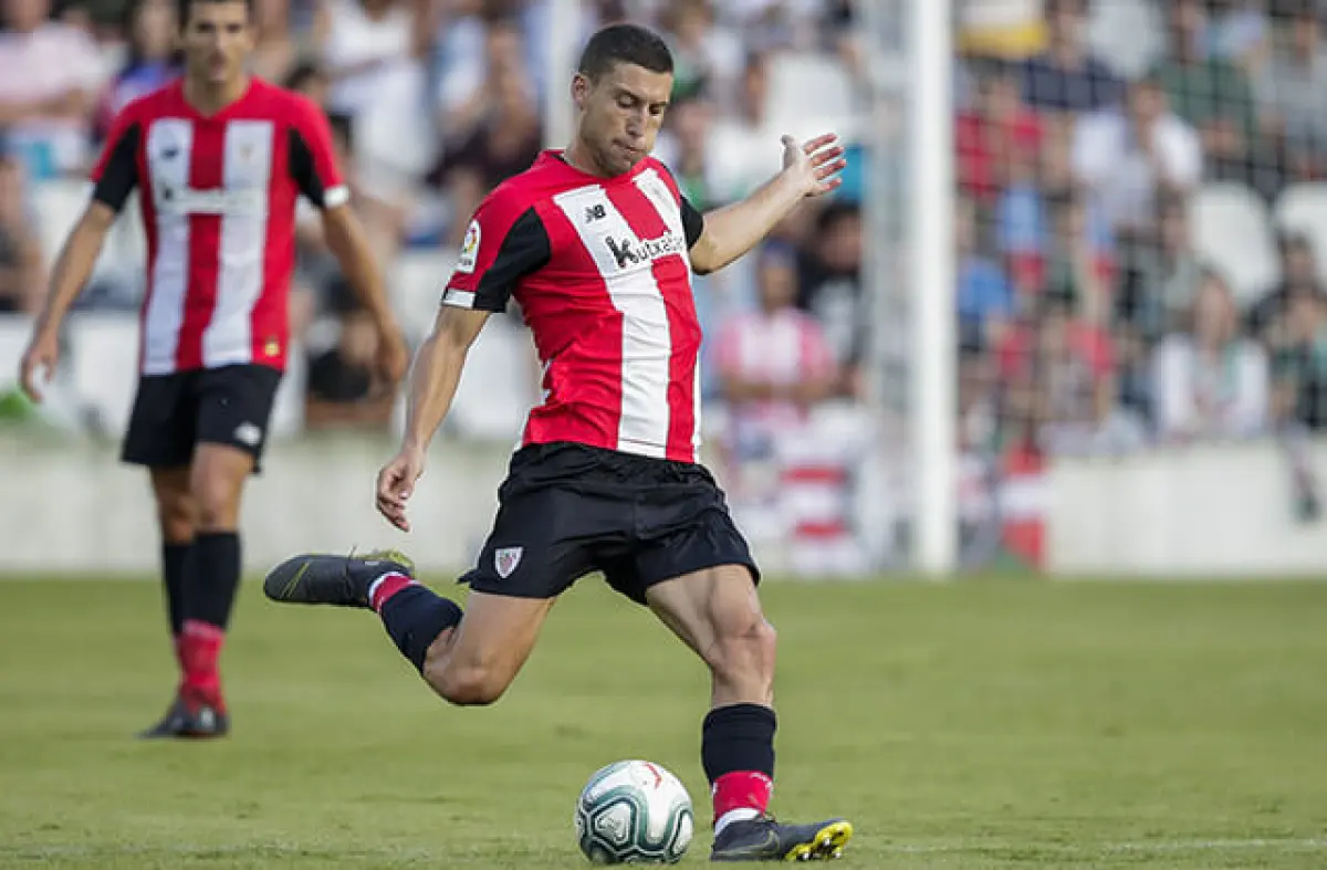 El jugador del Athletic Club de Bilbao que tiene en un “altar” a