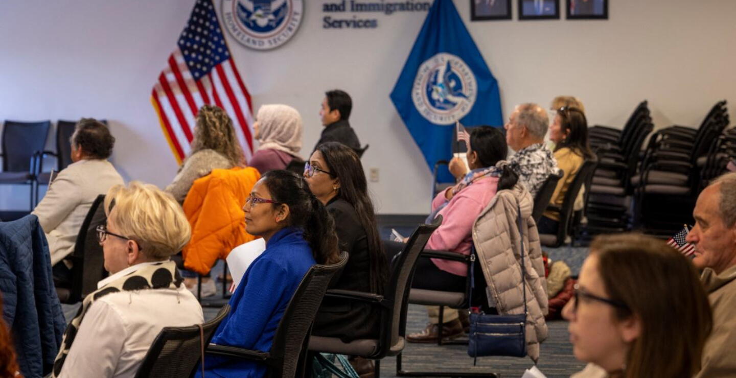 USCIS.jpg