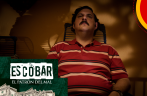 Pablo Escobar le informa al Cartel de Medellín sobre su disputa contra el de Cali en Escobar.