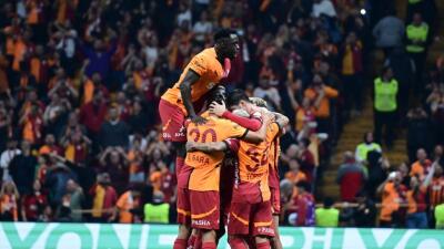 Jugadores del Galatasaray en uno de los partidos de la temporada 2024/2025.