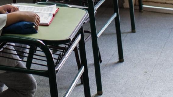 nino golpea a una profesora nino golpea a una profesora