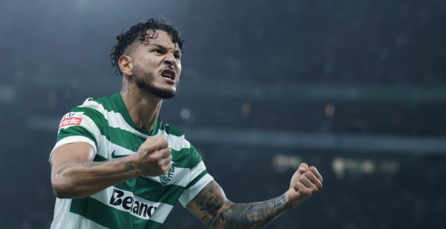Luis Javier Suárez, delantero samario del Sporting Lisboa.