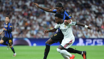 Vinícius en acción de juego con Real Madrid vs. Inter de Milán por la Champions League. 