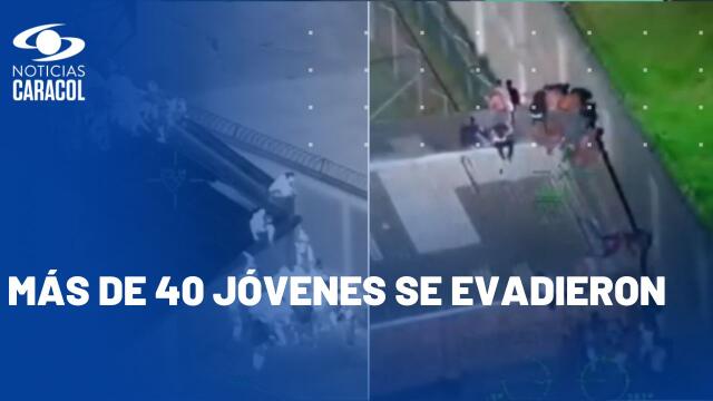 Decenas de adolescentes se fugaron de un centro de atención del ICBF en Bogotá Decenas de adolescentes se fugaron de un centro de atención del ICBF en Bogotá