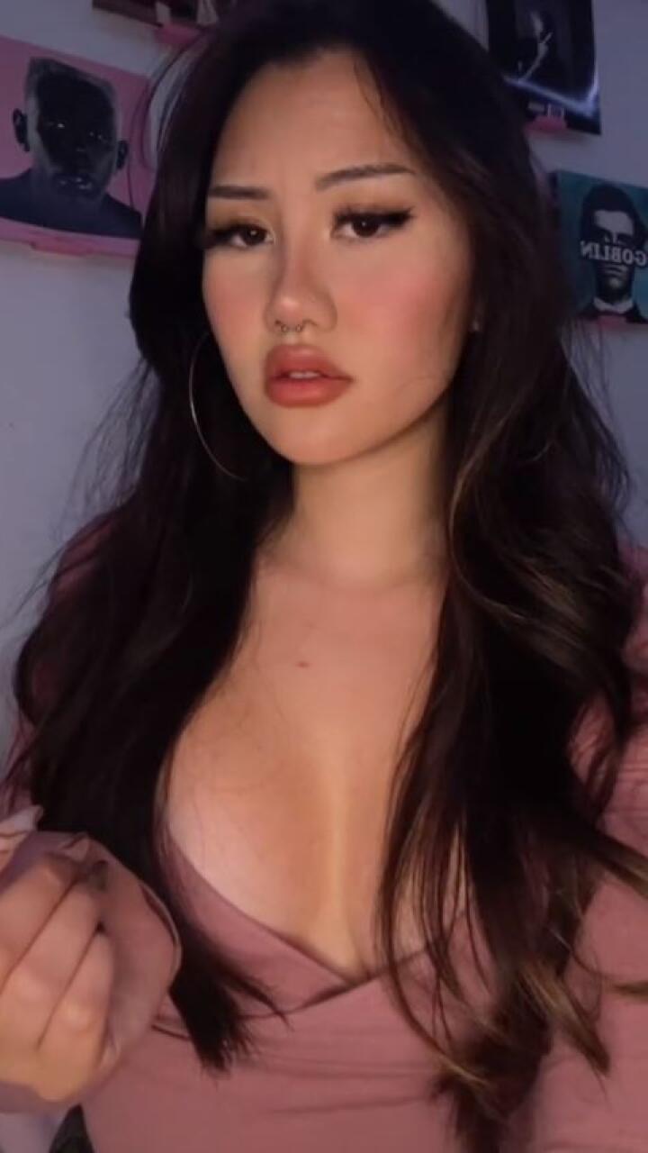 Mujer afirma que los hombres “mueren por tener una cita con ella”, pero desisten cuando revela su edad