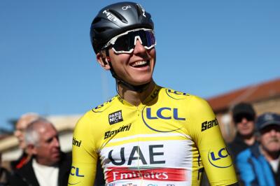 Tadej Pogacar, ciclista esloveno del UAE Team Emirates, en la París-Niza 2023 Tadej Pogacar, ciclista esloveno del UAE Team Emirates, en la París-Niza 2023