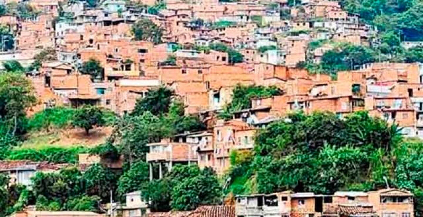 131769_270815_comuna_13_1.jpg