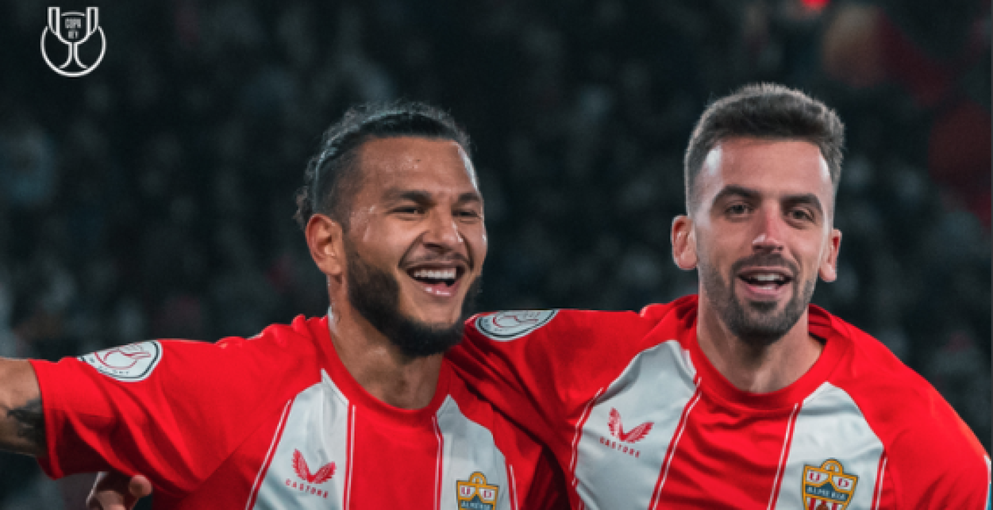 Luis Javier Suárez es el goleador y gran figura del Almería en España. 