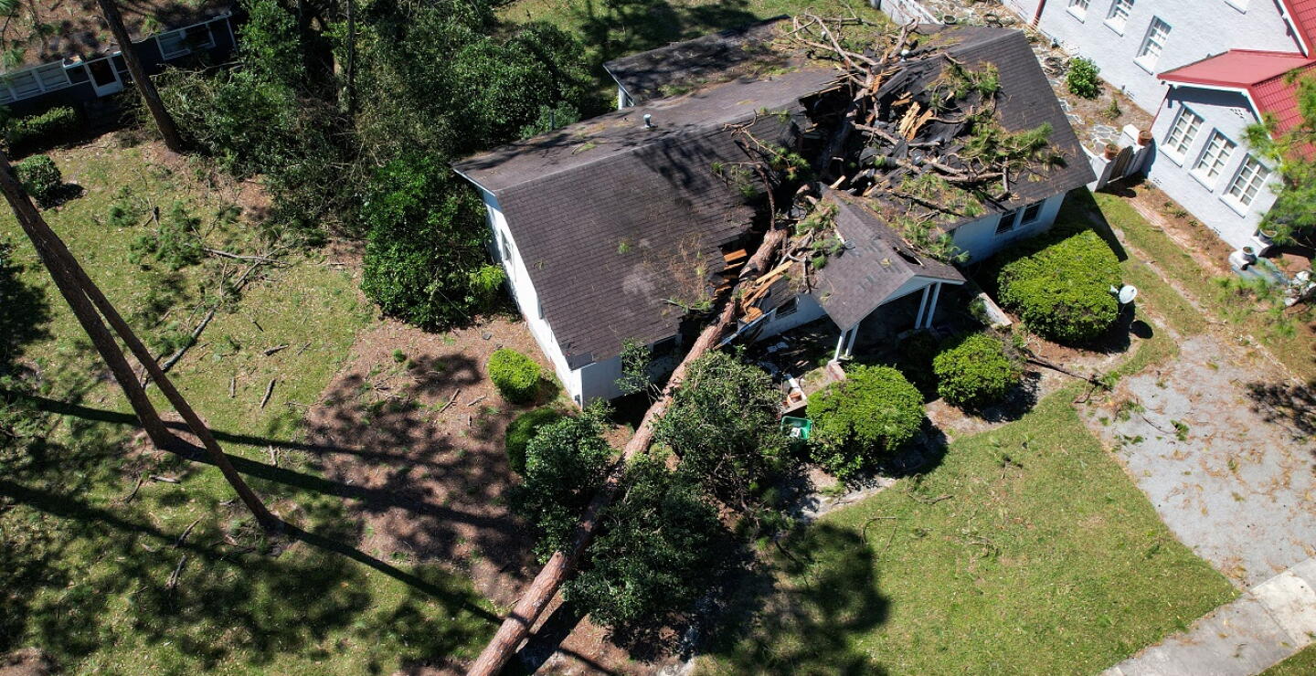 Huracán Helene dejó más de 100 muertos y 600 desaparecidos, afirmó Biden