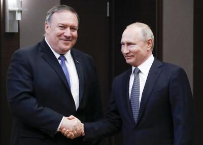 334104_BLU Radio // Mike Pompeo y Vladimir Putin // Foto: AFP